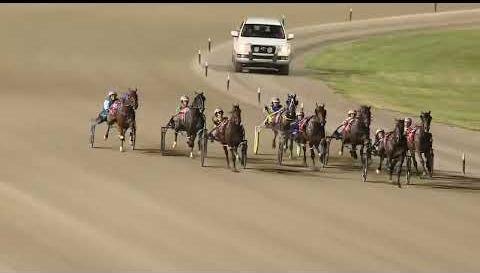 King Of Swing Faces Spirit Of St Louis in Miracle Mile Showdown